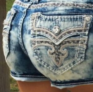 ❤️ROCK REVIVAL❤️ HANAYA ACID WASH EMBELLISHED EASY SHORTS SIZE 29